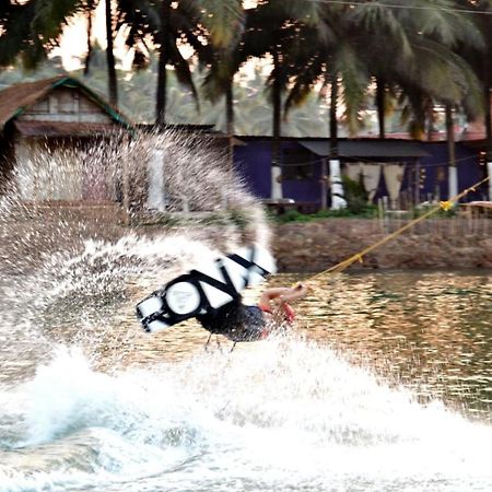 Wake Park Goa Hotel Arambol Luaran gambar