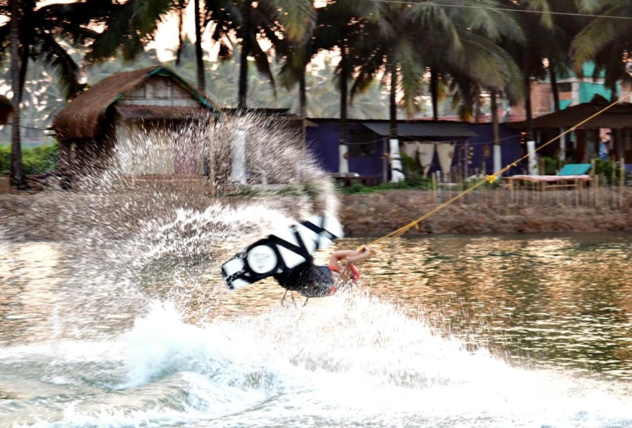 Wake Park Goa Hotel Arambol Luaran gambar